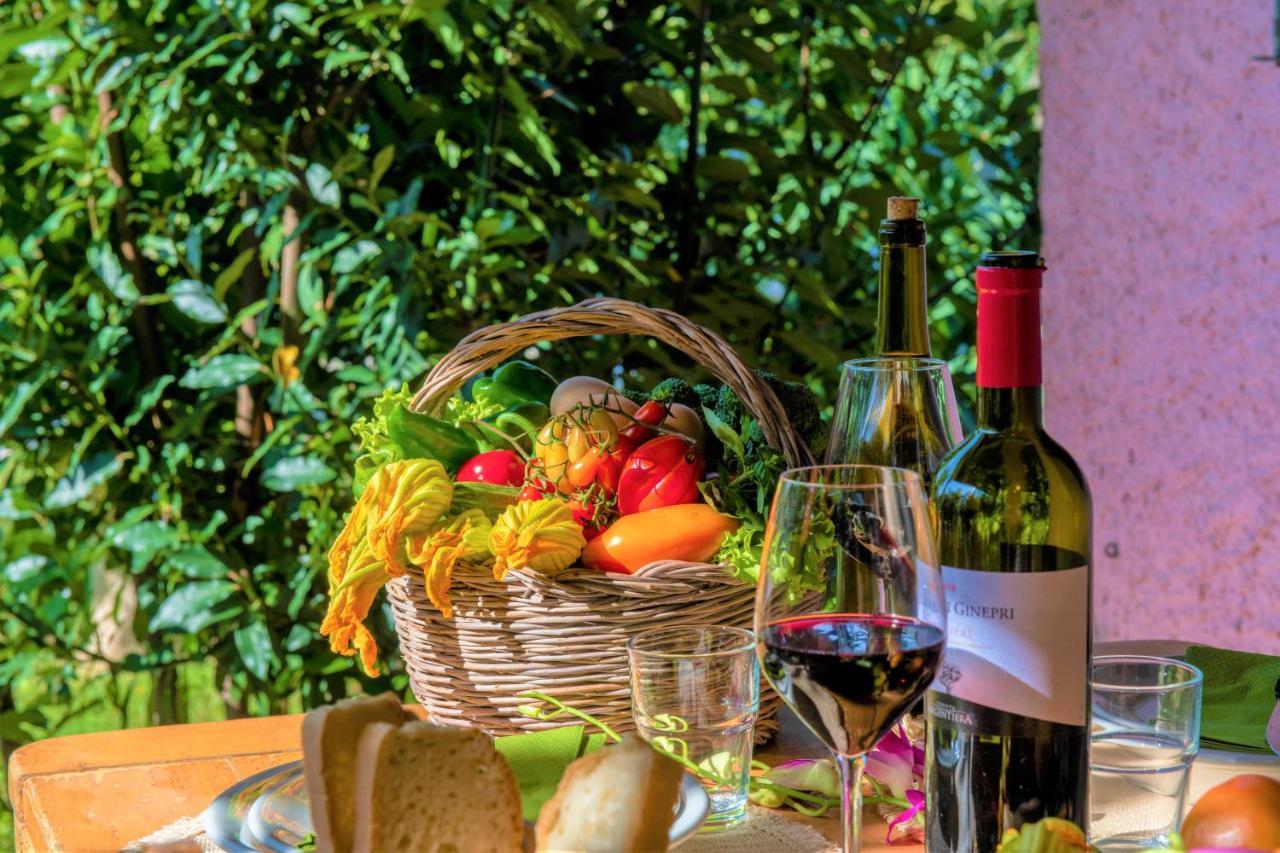 Hostly - Country House Donoratico - Only For Families מראה חיצוני תמונה